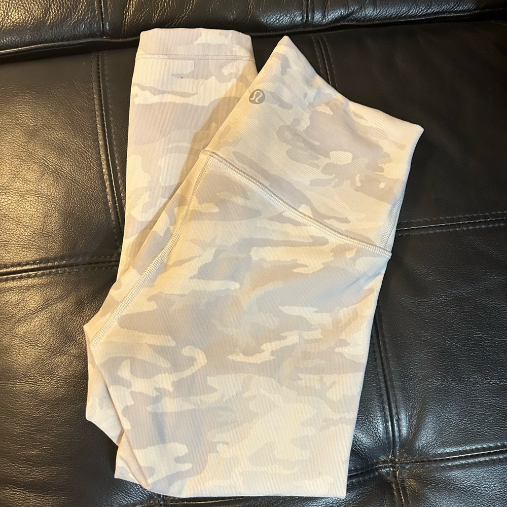 Lululemon Athletica leggings